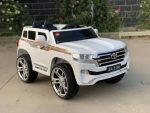 ⁦سيارة كروزر كهربائية للأطفال Toyota Land Cruiser بريموت كنترول 9088 - ابيض⁩ - الصورة ⁦3⁩